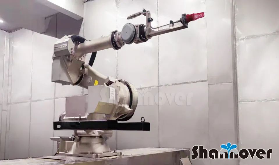 水威：智能柔性机器人清洗系统